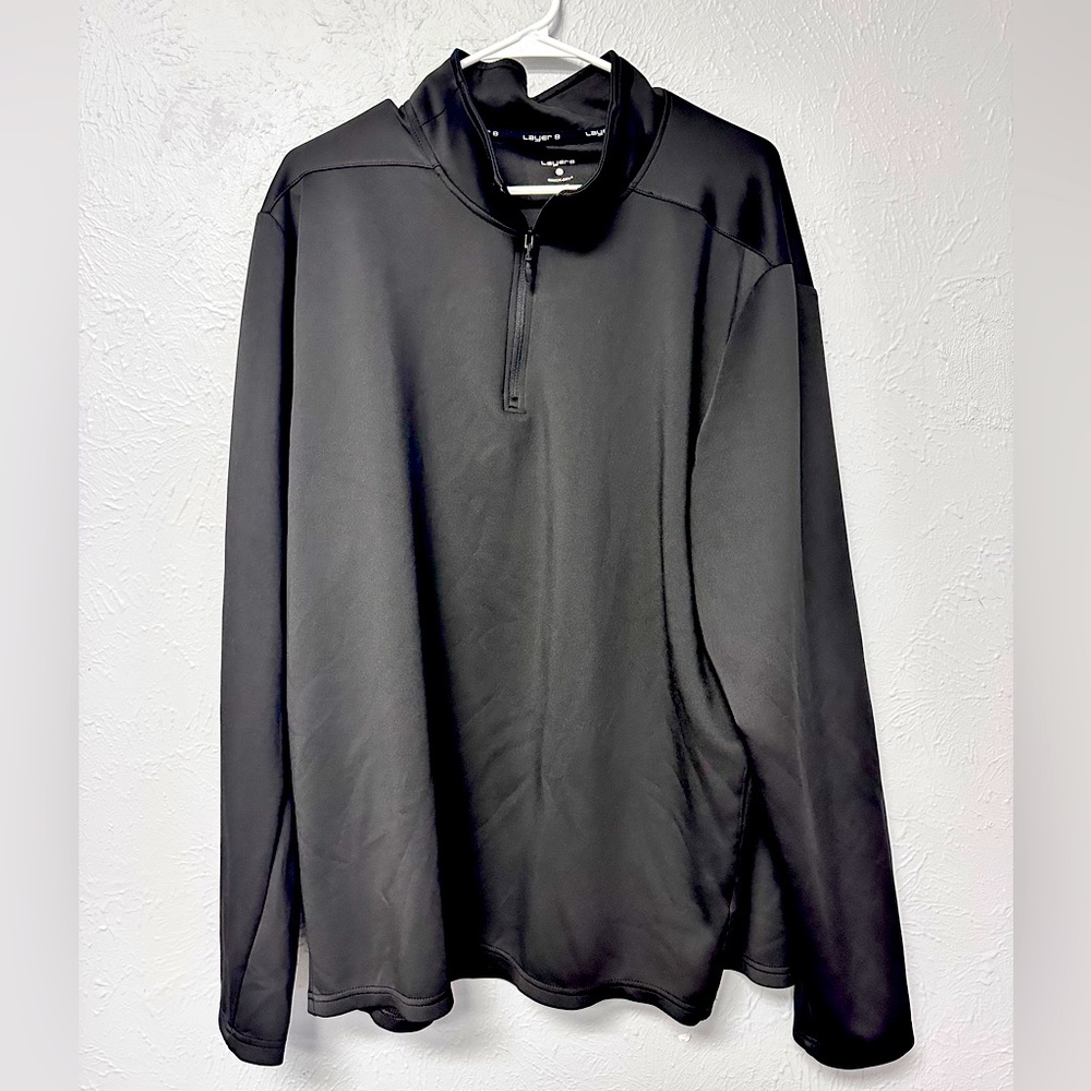 Men’s soft moisture, wicking sports pullover jacket with zipper New never worn.